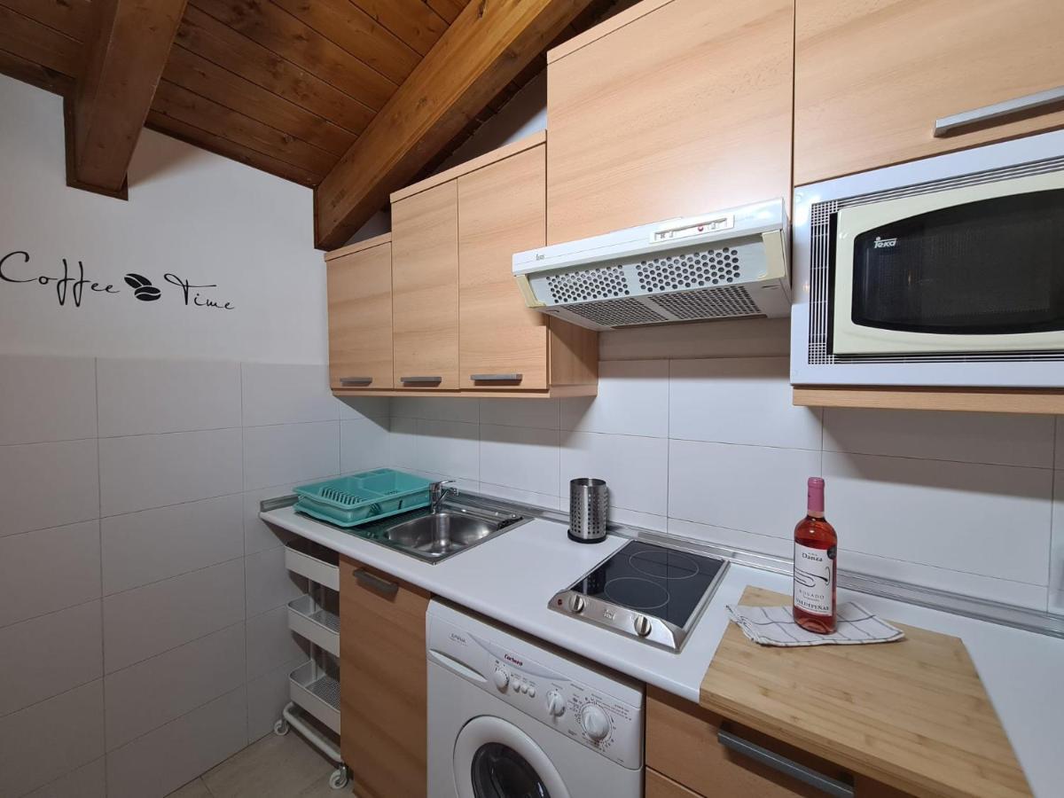 Apartamentos Dos Torres Numenor - Ático abuhardillado de madera Saragozza Esterno foto