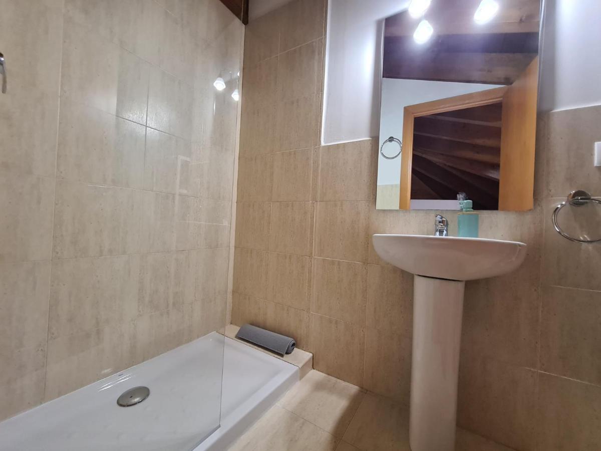 Apartamentos Dos Torres Numenor - Ático abuhardillado de madera Saragozza Esterno foto